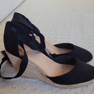 Old Navy Black Wedge Espadrilles